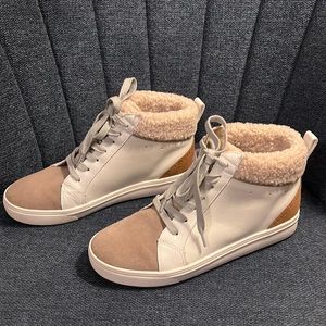 Blondo leather and suede waterproof sneakers with Sherpa trim. Like new.
